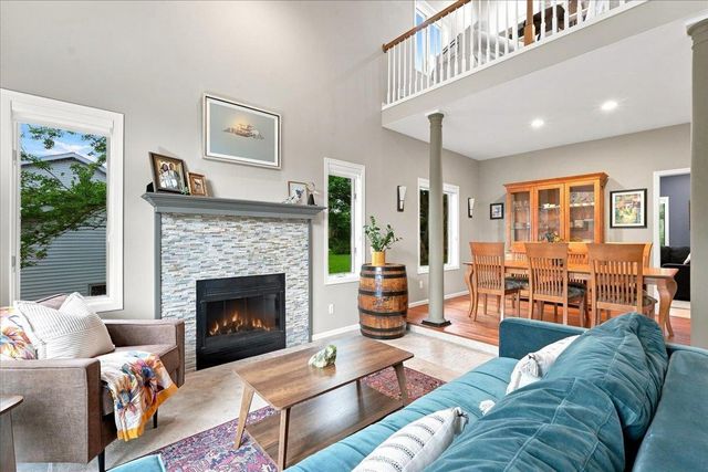 2936 Maple Run Drive, Madison, WI 53719
