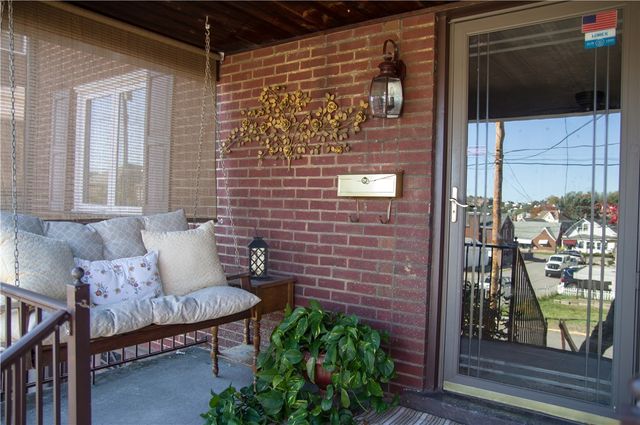 931 Liberty St, Mckees Rocks, PA 15136