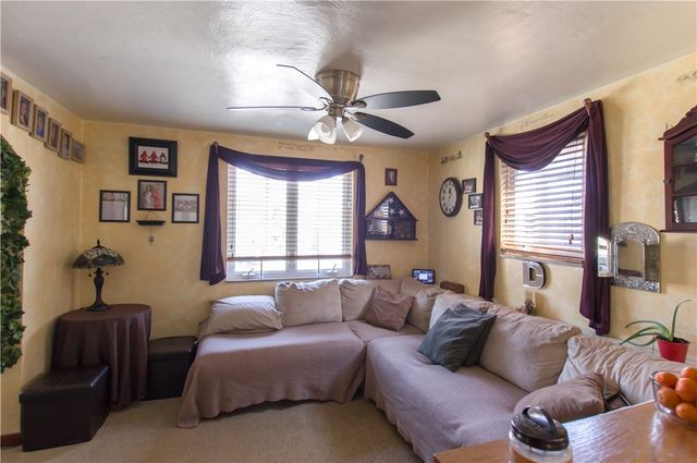 931 Liberty St, Mckees Rocks, PA 15136