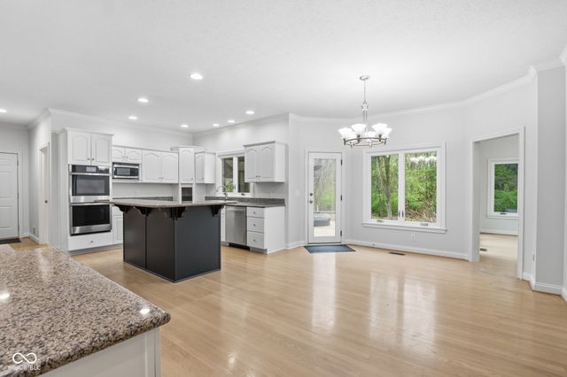 5418 Cayman Drive, Carmel, IN 46033