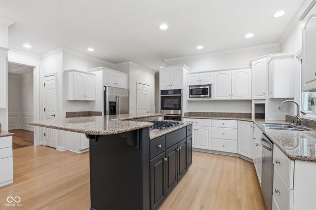 5418 Cayman Drive, Carmel, IN 46033