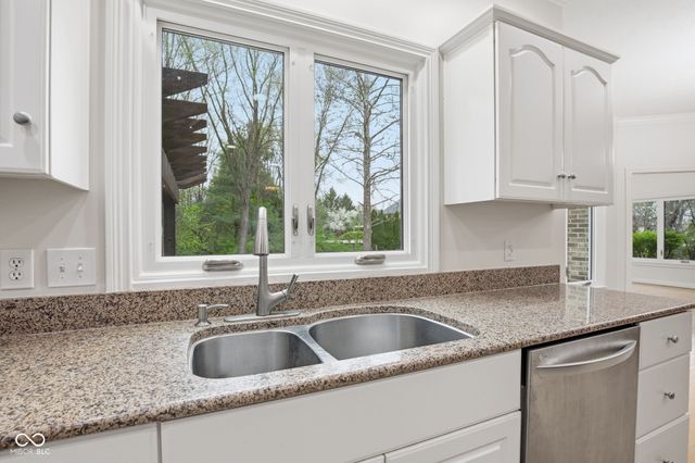 5418 Cayman Drive, Carmel, IN 46033