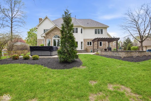5418 Cayman Drive, Carmel, IN 46033