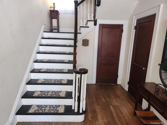 268 Locust Avenue, Freeport, NY 11520