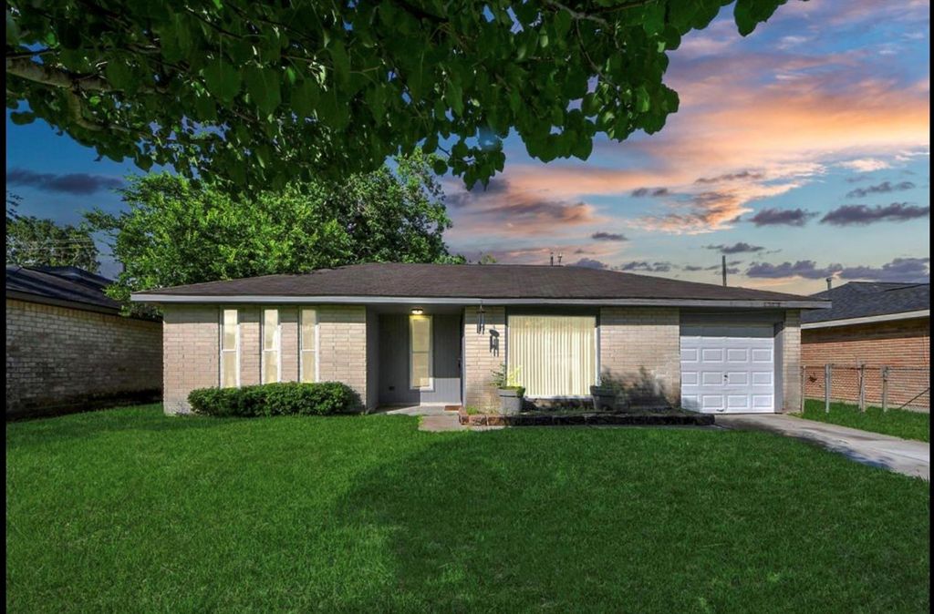 12610 Chiswick Road, Houston, TX 77047