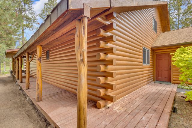 17175 Merganser Drive, Bend, OR 97707