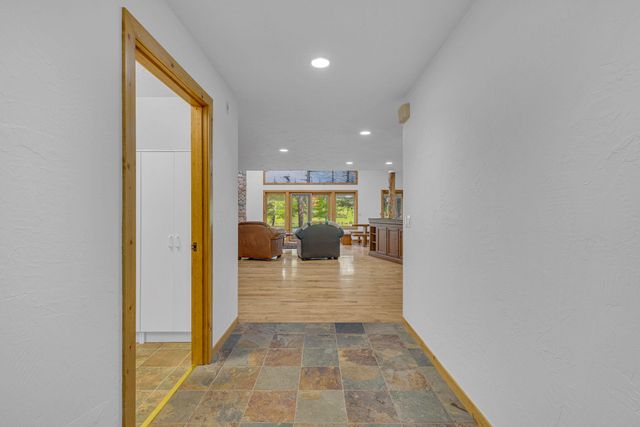 17175 Merganser Drive, Bend, OR 97707