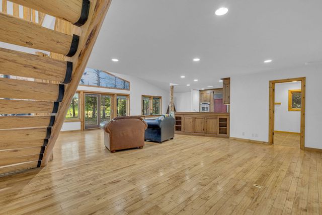 17175 Merganser Drive, Bend, OR 97707