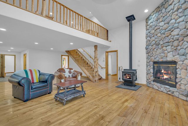 17175 Merganser Drive, Bend, OR 97707