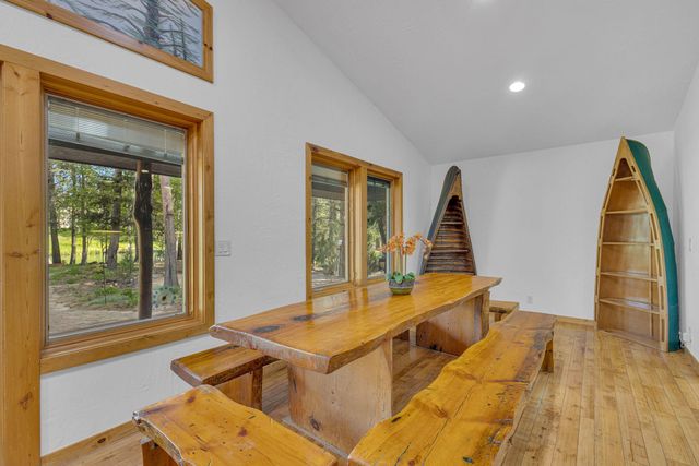 17175 Merganser Drive, Bend, OR 97707