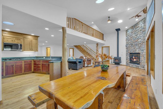 17175 Merganser Drive, Bend, OR 97707