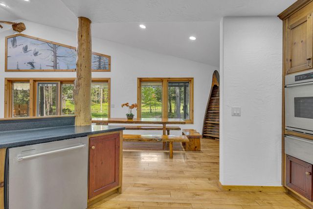 17175 Merganser Drive, Bend, OR 97707