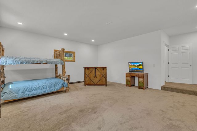 17175 Merganser Drive, Bend, OR 97707