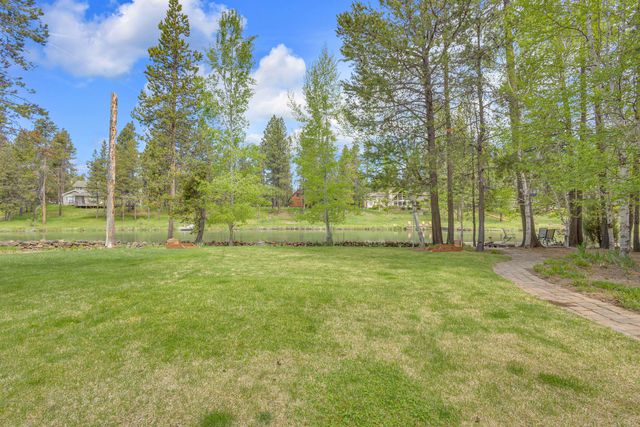 17175 Merganser Drive, Bend, OR 97707