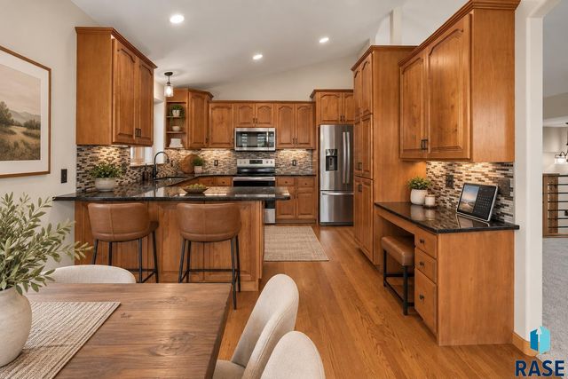 6300 S Mustang Ave Avenue, Sioux Falls, SD 57108