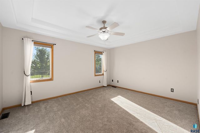 6300 S Mustang Ave Avenue, Sioux Falls, SD 57108