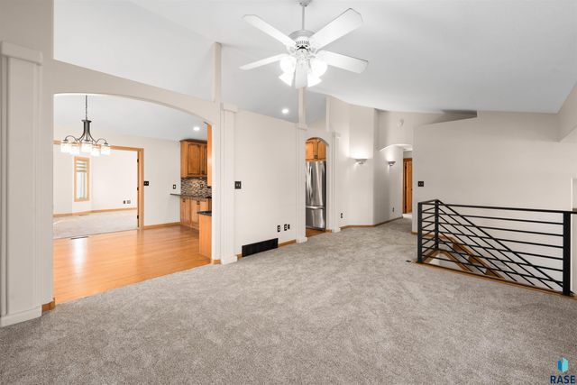 6300 S Mustang Ave Avenue, Sioux Falls, SD 57108