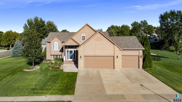 6300 S Mustang Ave Avenue, Sioux Falls, SD 57108
