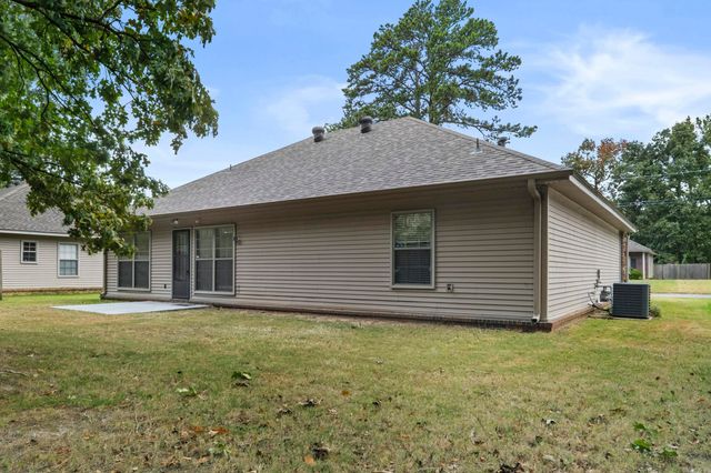 14130 Shady Ln, North Little Rock, AR 72118