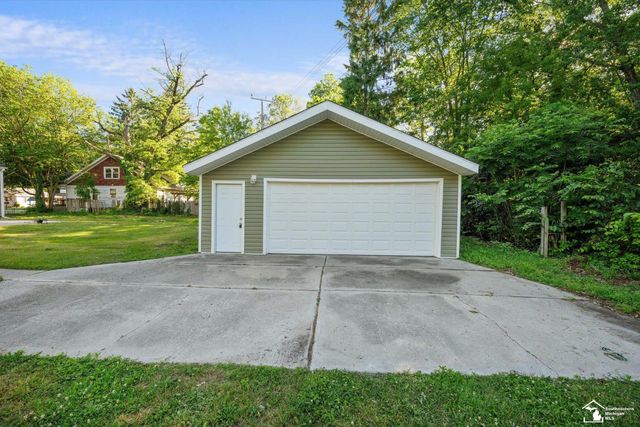 93 N Division Street, Petersburg, MI 49270