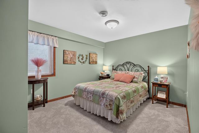 247 Martin Road, Waterloo, IA 50701