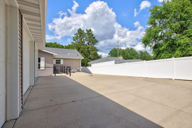 247 Martin Road, Waterloo, IA 50701