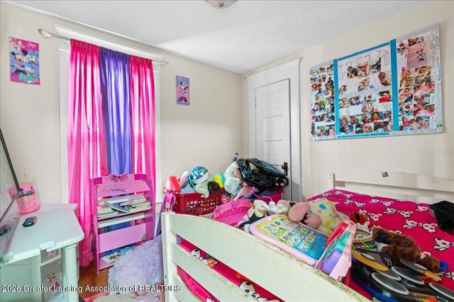 904 N Sycamore Street, Lansing, MI 48906