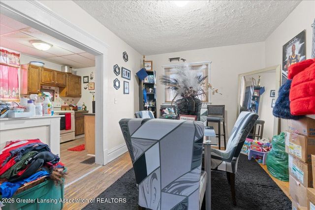 904 N Sycamore Street, Lansing, MI 48906