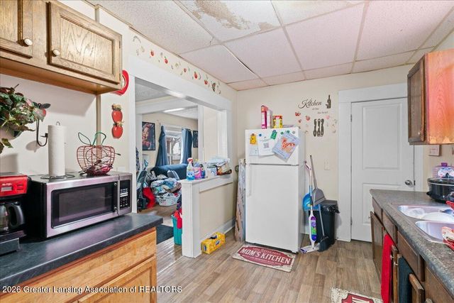 904 N Sycamore Street, Lansing, MI 48906