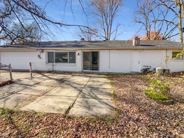 7459 Harcourt Road, Indianapolis, IN 46260