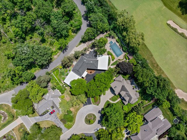 411 Woodland Court, Glenview, IL 60025