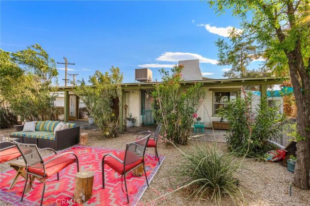 6766 Mesquite Drive, 29 Palms, CA 92277