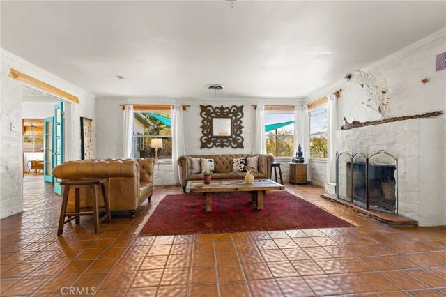 6766 Mesquite Drive, 29 Palms, CA 92277