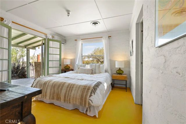 6766 Mesquite Drive, 29 Palms, CA 92277