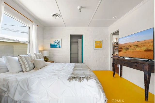 6766 Mesquite Drive, 29 Palms, CA 92277