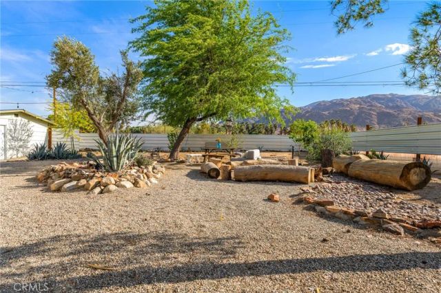 6766 Mesquite Drive, 29 Palms, CA 92277