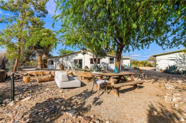 6766 Mesquite Drive, 29 Palms, CA 92277