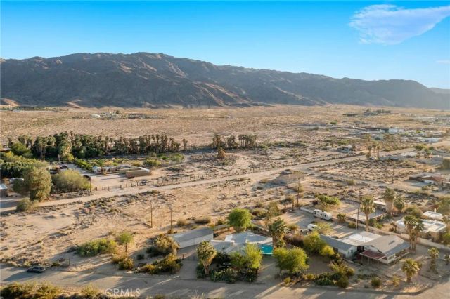 6766 Mesquite Drive, 29 Palms, CA 92277