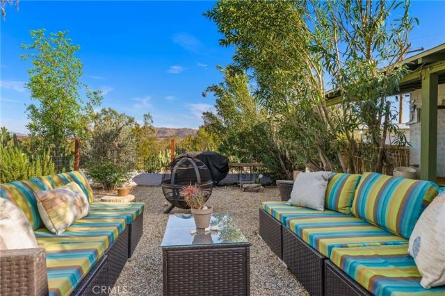 6766 Mesquite Drive, 29 Palms, CA 92277