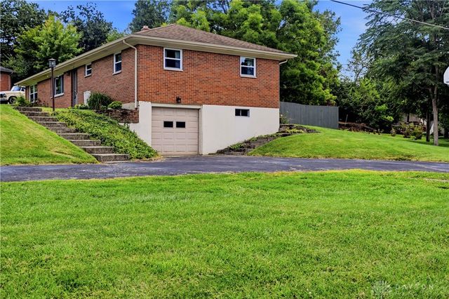 25 Secore Court, Beavercreek, OH 45440