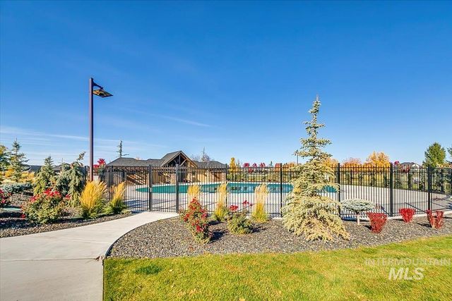 1911 N Willowick Ave, Eagle, ID 83616