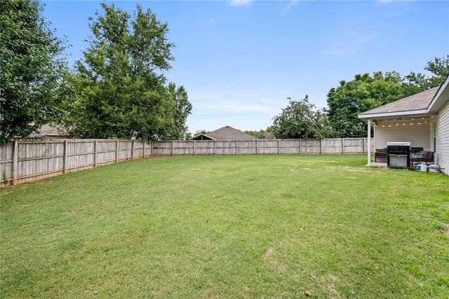 906 SW Terry Lane, Bentonville, AR 72712