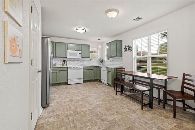 906 SW Terry Lane, Bentonville, AR 72712