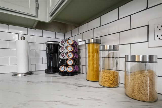 906 SW Terry Lane, Bentonville, AR 72712