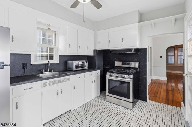 1705 48Th St, North Bergen Twp., NJ 07047