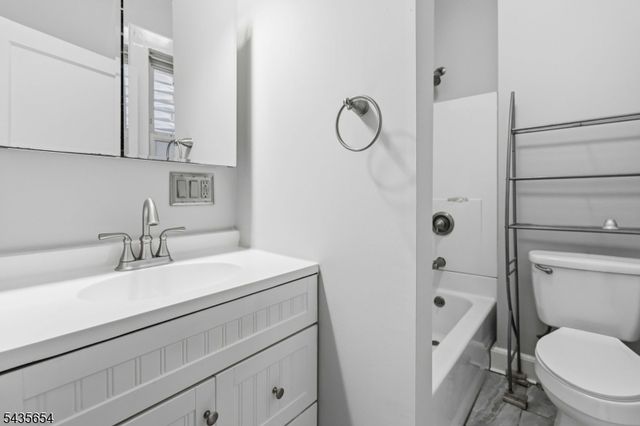 1705 48Th St, North Bergen Twp., NJ 07047
