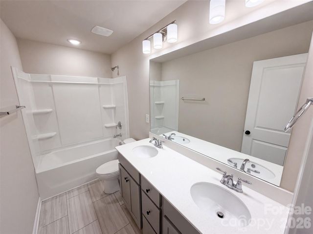 4104 Stoneygreen Lane, Charlotte, NC 28215