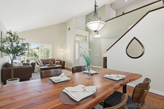 9534 Vervain St, San Diego, CA 92129