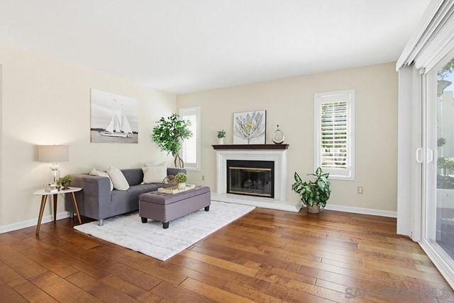 9534 Vervain St, San Diego, CA 92129