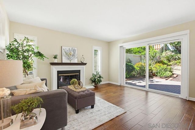 9534 Vervain St, San Diego, CA 92129